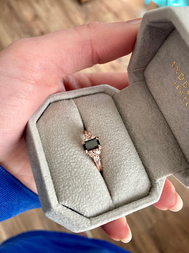 Jewelry Store «Indulgence Jewelers», reviews and photos, 4001 Kennett Pike Suite 130, Greenville, DE 19807, USA