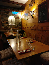 Atmosphère du Restaurant L'ETAGNE à Aussois - n°3