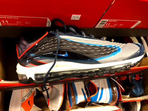 Sporting Goods Store «Nike Clearance Store», reviews and photos, 1275 Marina Blvd, San Leandro, CA 94577, USA