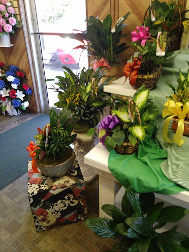 Florist «The House of Flowers», reviews and photos, 821 Berkley Rd, Auburndale, FL 33823, USA