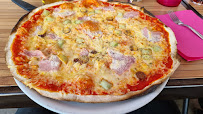 Pizza du Restaurant italien Bella Napoli à Saint-Clair-du-Rhône - n°16