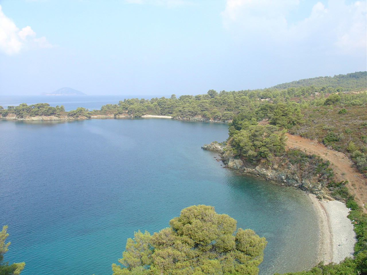 Photo de Agios Kyriaki beach III avec un niveau de propreté de très propre