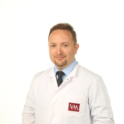 Doç. Dr. Erdem Değirmenci - İstanbul Ortopedi ve Travmatoloji Uzmanı
