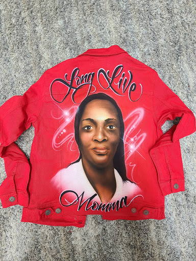 Airbrushing Service «Midwest Ink Airbrushing & Custom T-shirt Screen Print Shop», reviews and photos, 4733 S Ashland Ave, Chicago, IL 60609, USA