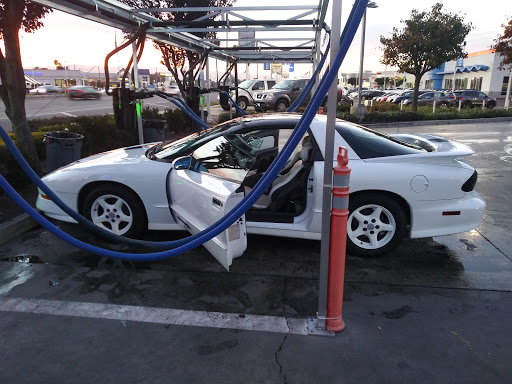 Car Wash «Capitol Premier Car Wash», reviews and photos, 735 Capitol Expressway Auto Mall, San Jose, CA 95136, USA