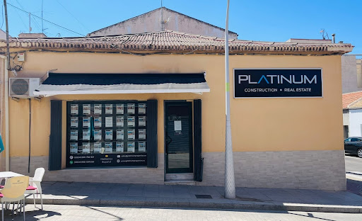 Platinum Properties en Albaladejo