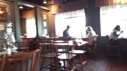 American Restaurant «Cracker Barrel Old Country Store», reviews and photos, 4001 S Frontage Rd, Vicksburg, MS 39180, USA