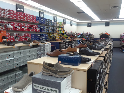 Shoe Store «Rack Room Shoes», reviews and photos, 735 Premium Outlets Blvd, Hagerstown, MD 21740, USA