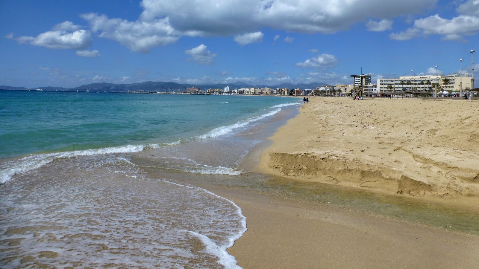 Foto von Playa de Palma II mit feiner beiger sand Oberfläche