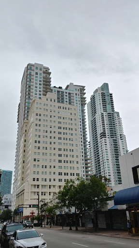 Shopping Mall «777 International Mall», reviews and photos, 145 E Flagler St, Miami, FL 33131, USA