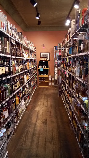 Liquor Store «First Grand Avenue Liquor Store», reviews and photos, 918 Grand Ave, St Paul, MN 55105, USA