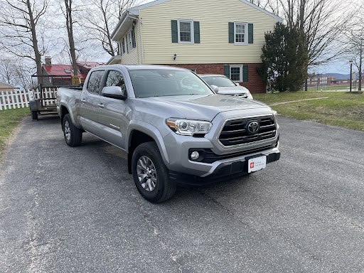 Toyota Dealer «Handy Toyota», reviews and photos