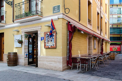 Cafetería - Restaurante Galatea de las Esferas - C. San Orencio, 2, 22001 Huesca, Spain