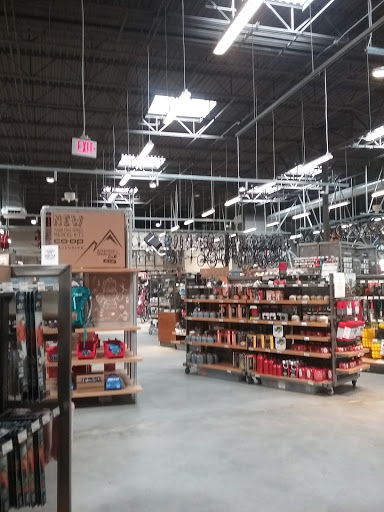 Camping Store «REI», reviews and photos, 7531 North Point Pkwy, Alpharetta, GA 30022, USA
