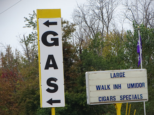 Gas Station «Native Pride Travel Plaza», reviews and photos, 11359 US-20, Irving, NY 14081, USA