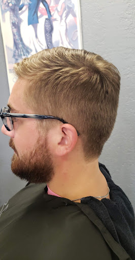 Barber Shop «Maple Leaf Hair», reviews and photos, 8470 City Centre Dr, Woodbury, MN 55125, USA