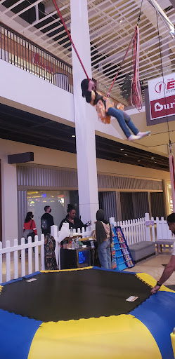 Shopping Mall «Plymouth Meeting Mall», reviews and photos, 500 W Germantown Pike, Plymouth Meeting, PA 19462, USA