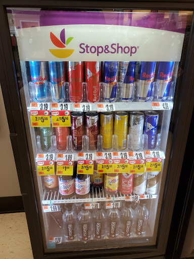 Grocery Store «Super Stop & Shop», reviews and photos, 72 Newtown Rd, Danbury, CT 06810, USA