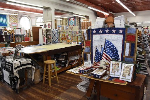 Quilt Shop «The Pickett Fence», reviews and photos, 100 W Blackhawk Ave, Prairie du Chien, WI 53821, USA