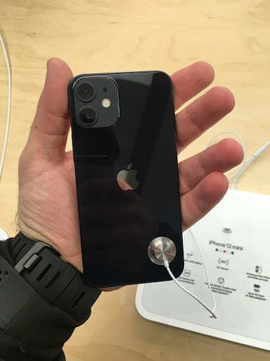 Computer Store «Apple Southcenter», reviews and photos, 801 Southcenter Mall, Tukwila, WA 98188, USA