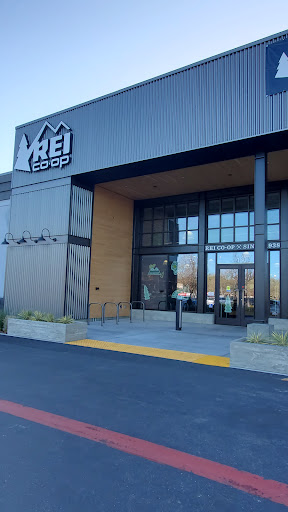 Camping Store «REI», reviews and photos, 2450 Charleston Rd, Mountain View, CA 94043, USA