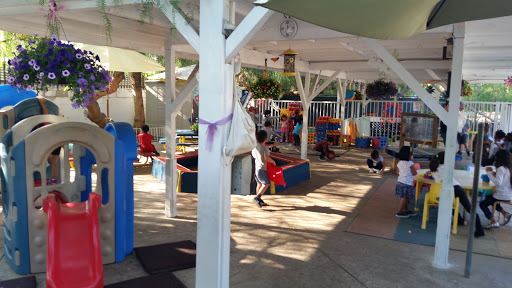 Day Care Center «Penny & Peggy Nairn 24 Hour Childcare, Inc», reviews and photos, 9213 N Columbus Ave, North Hills, CA 91343, USA