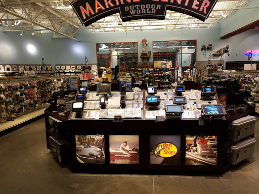 Sporting Goods Store «Bass Pro Shops», reviews and photos, 1000 Basspro Dr, Houston, TX 77047, USA