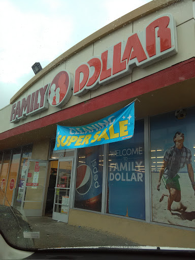Dollar Store «Family Dollar», reviews and photos, 1342 N Avalon Blvd, Wilmington, CA 90744, USA