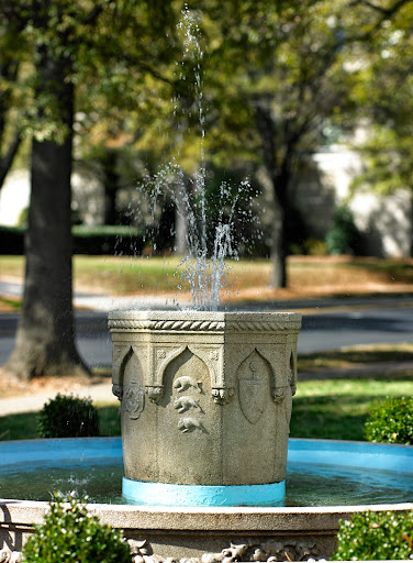 Funeral Home «Carl M Ellington Funeral Services», reviews and photos, 727 E Morehead St, Charlotte, NC 28202, USA