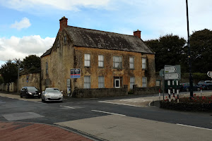 Old House Pub