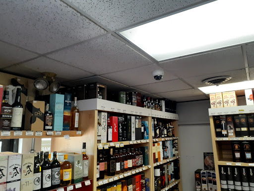 Wine Store «Norfolk Wine & Spirits», reviews and photos, 206 Dedham St, Norfolk, MA 02056, USA
