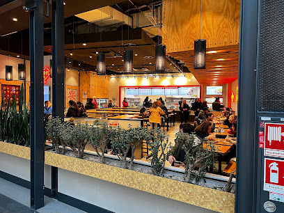 Chipotle Mexican Grill - Foodtopia, Myzeil Shopping Centre, Zeil 106, 60325 Frankfurt am Main, Germany