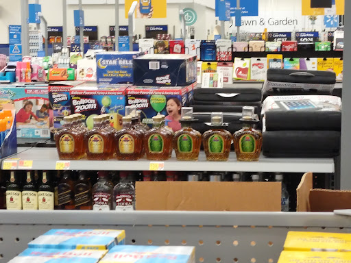 Department Store «Walmart Supercenter», reviews and photos, 2801 Commerce Dr, Coralville, IA 52241, USA