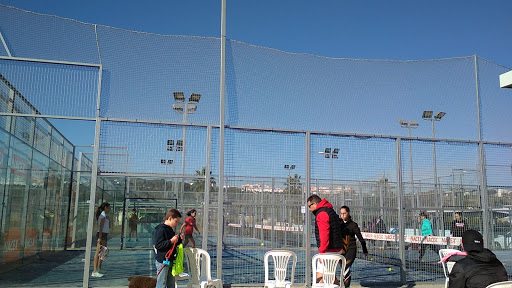 Alavera Padel en San Juan de Aznalfarache, Sevilla