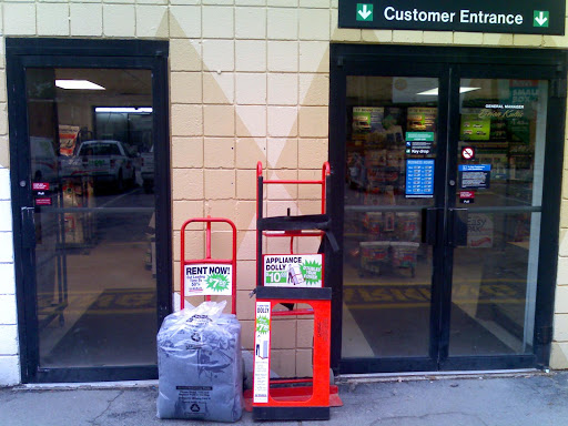 RV Storage Facility «U-Haul Moving & Storage at Washington Blvd», reviews and photos, 1052 Washington Blvd, Pittsburgh, PA 15206, USA