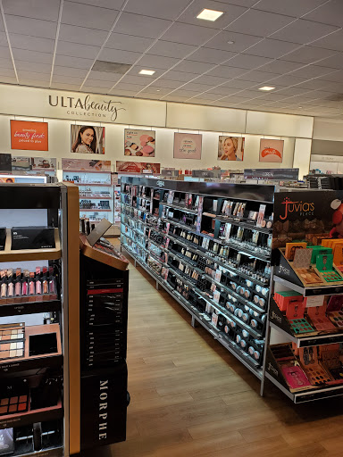 Hair Salon «Ulta Beauty», reviews and photos, 24235 Magic Mountain Pkwy, Valencia, CA 91355, USA