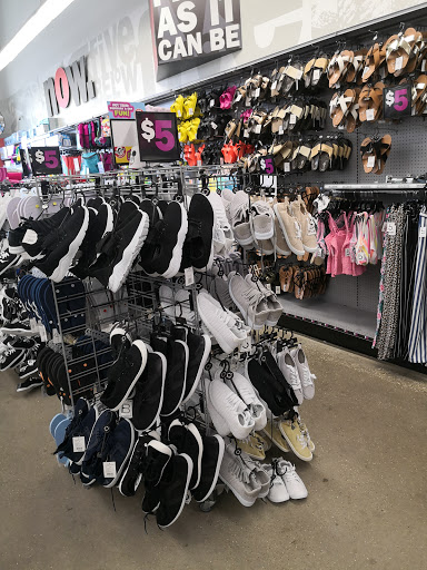 Variety Store «Five Below», reviews and photos, 3333 Preston Rd #650, Frisco, TX 75034, USA