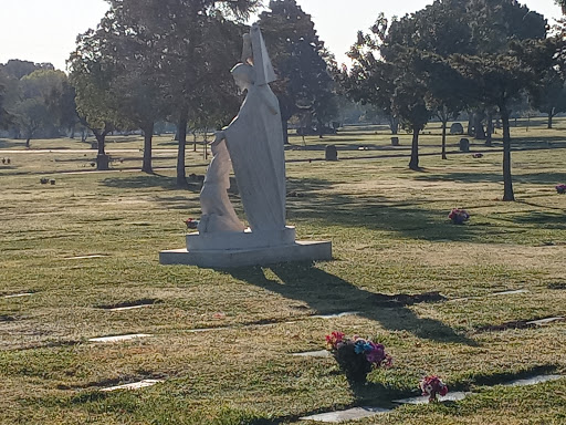 Cemetery «San Fernando Mission Catholic Cemetery», reviews and photos, 11160 Stranwood Ave, Mission Hills, CA 91345, USA