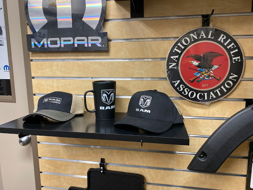 Auto Parts Store «Newberg Dodge Jeep Chrysler Ram», reviews and photos, 2809 Portland Rd, Newberg, OR 97132, USA