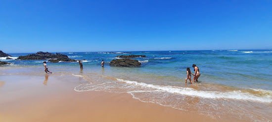 Praia do Vale dos Homens