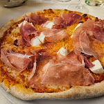 Photo n°2 de l'avis de Andi.n fait le 02/04/2023 à 19:50 sur le  Nonna Dina à Sirmione