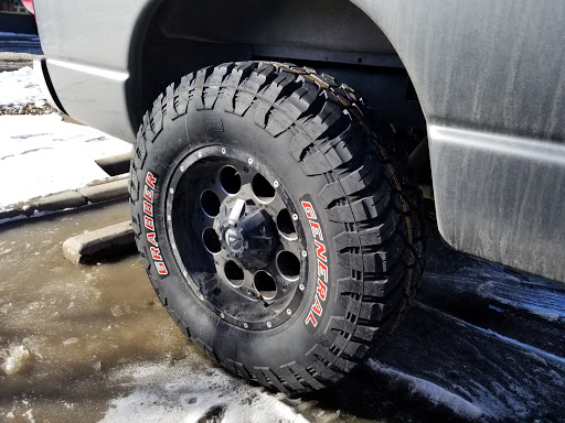 Tire Shop «Discount Tire Store - Parker, CO», reviews and photos, 18312 Lincoln Ave, Parker, CO 80134, USA