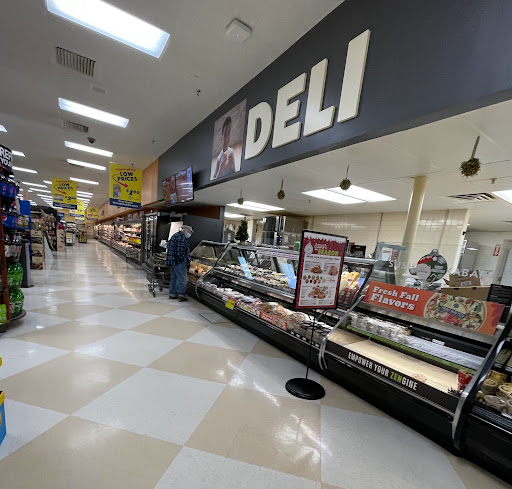 Grocery Store «Family Fare Supermarket», reviews and photos, 1415 Fulton St E, Grand Rapids, MI 49503, USA