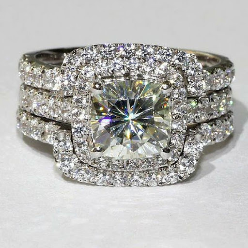 Jewelry Store «Indy Facets Private Jeweler», reviews and photos, 755 W Carmel Dr #116, Carmel, IN 46032, USA