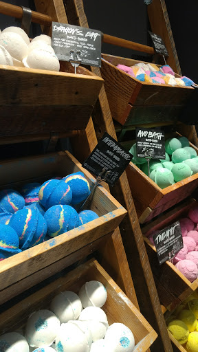 Cosmetics Store «LUSH», reviews and photos, 575 Bellevue Way NE #128, Bellevue, WA 98004, USA