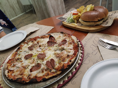 SMILE Pizzeria Restaurante - Av. de la Dehesa, 6, 28600 Navalcarnero, Madrid, Spain