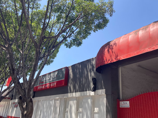 Auto Body Shop «Douglas Auto Body & Paint», reviews and photos, 2453 E Colorado Blvd, Pasadena, CA 91107, USA