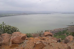 Akkalpada MalharSagar Lake image