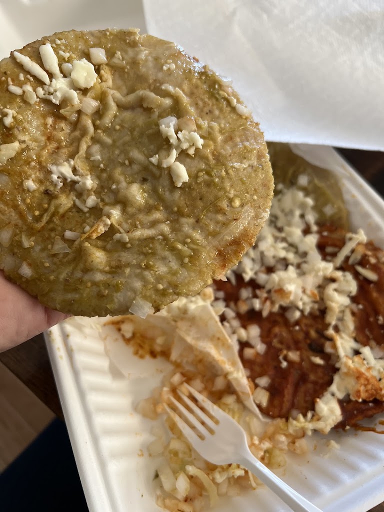 La poblanita Tortilleria y Taqueria 55407