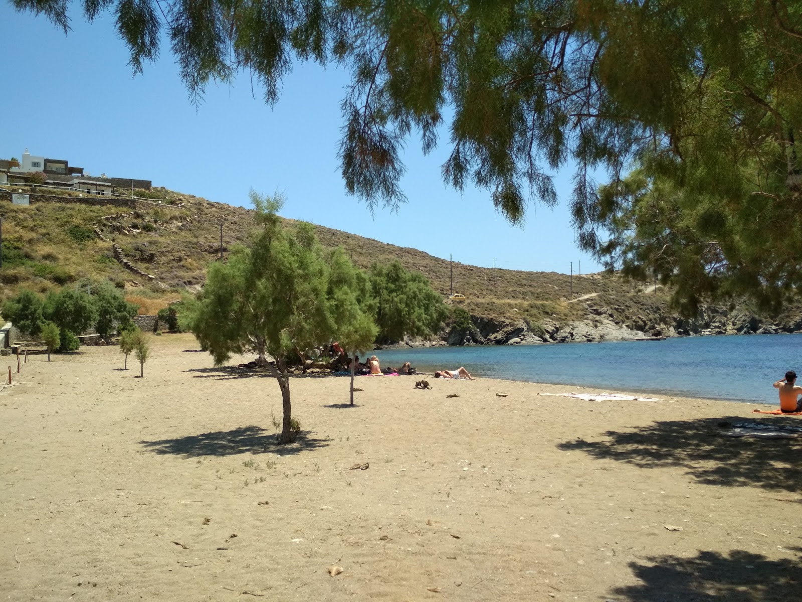 Foto van Fassolou beach voorzieningenruimte